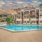 Grand Aquarium