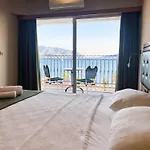 Aurasia Sea Side Hotel