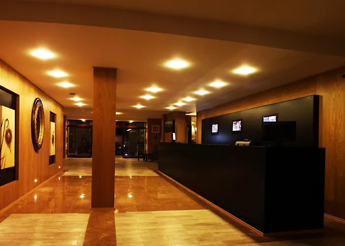 Club Munamar Beach Resort Hotel