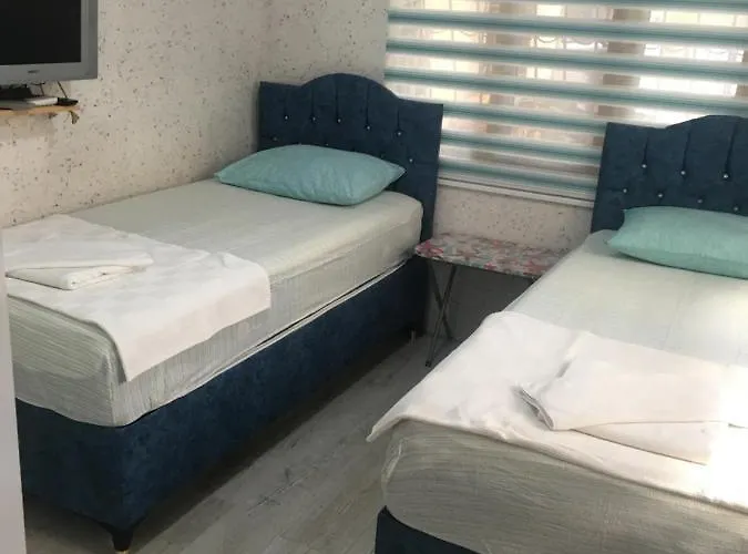 Serdar Butik Home
