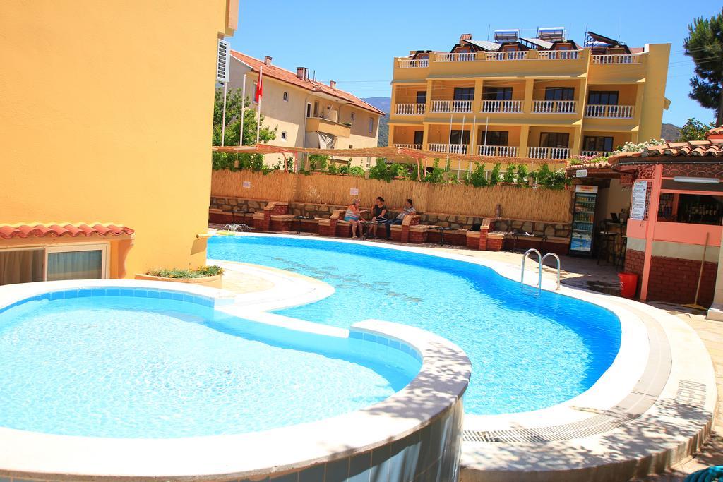 Murat Selcuk Apart Hotel 3*