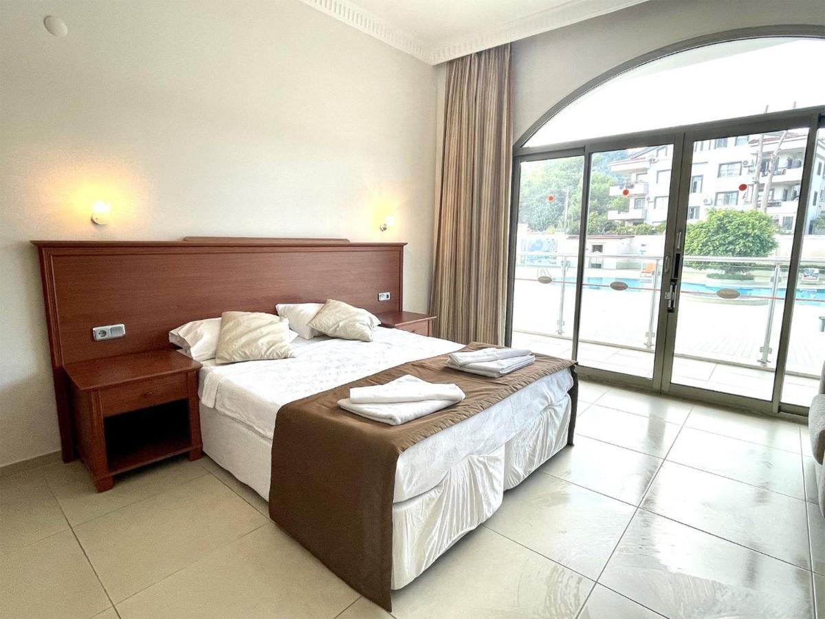 Forum Otel 4*