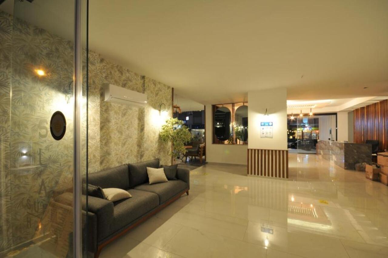 Isla Aparthotel 3*