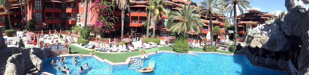 Grand Aquarium Aparthotel Marmaris
