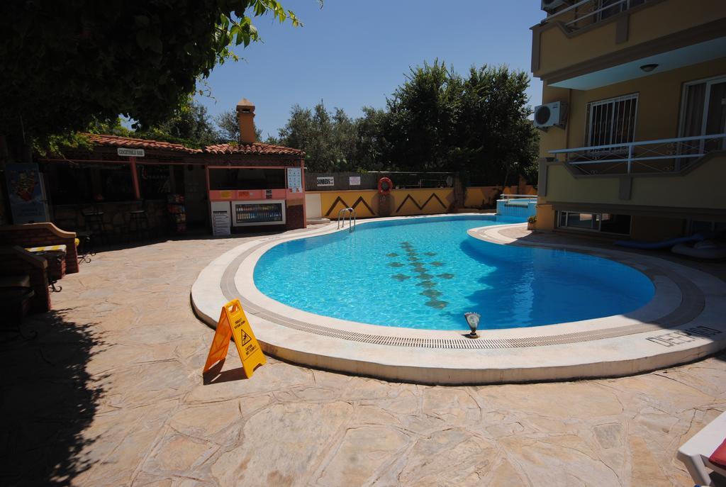Murat Selcuk Apart Hotel 3* Marmaris