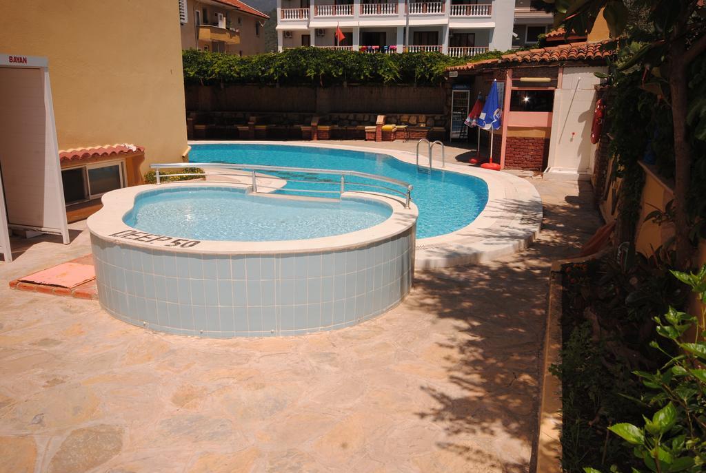 Murat Selcuk Apart Hotel 3* Marmaris