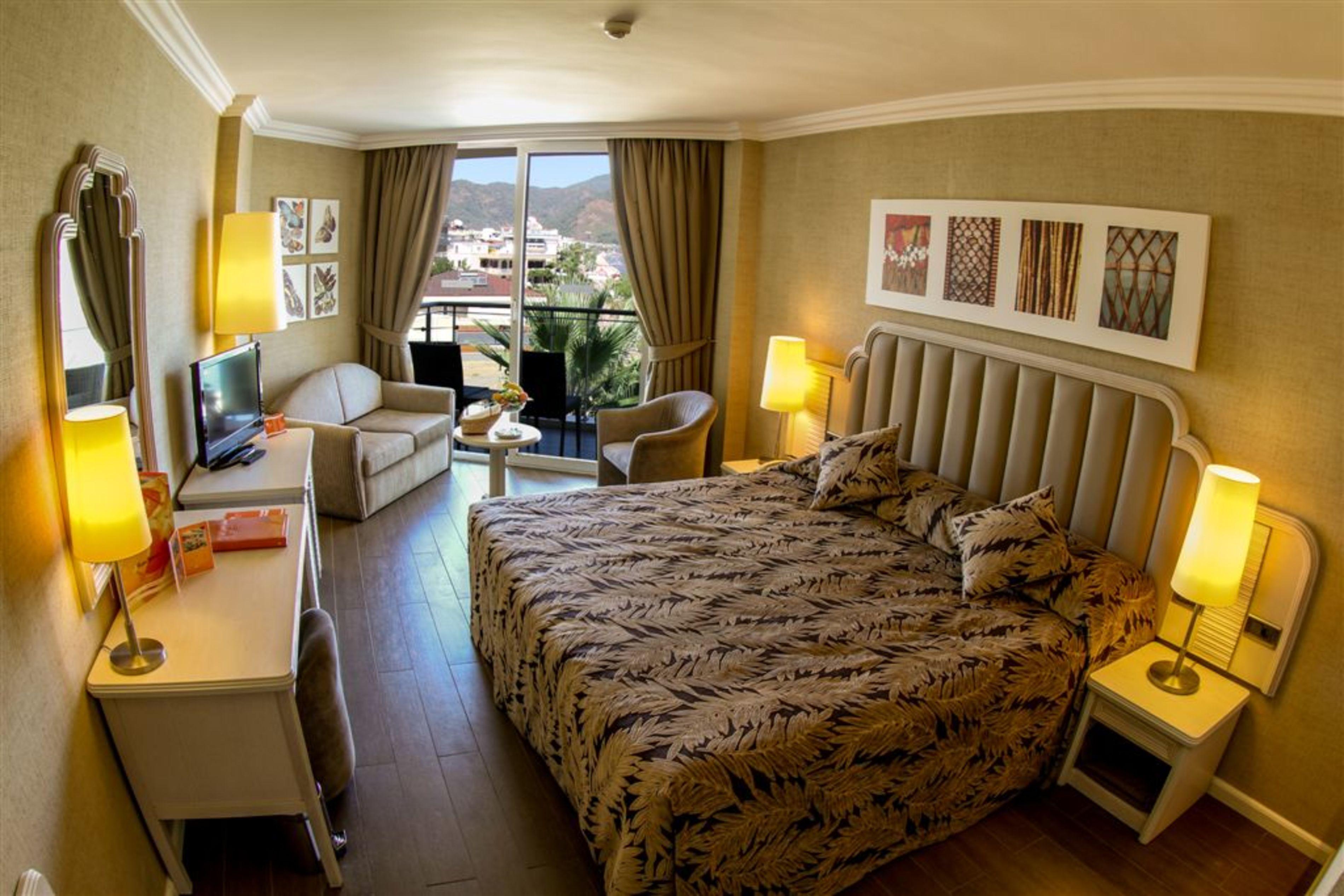 Elegance International Otel