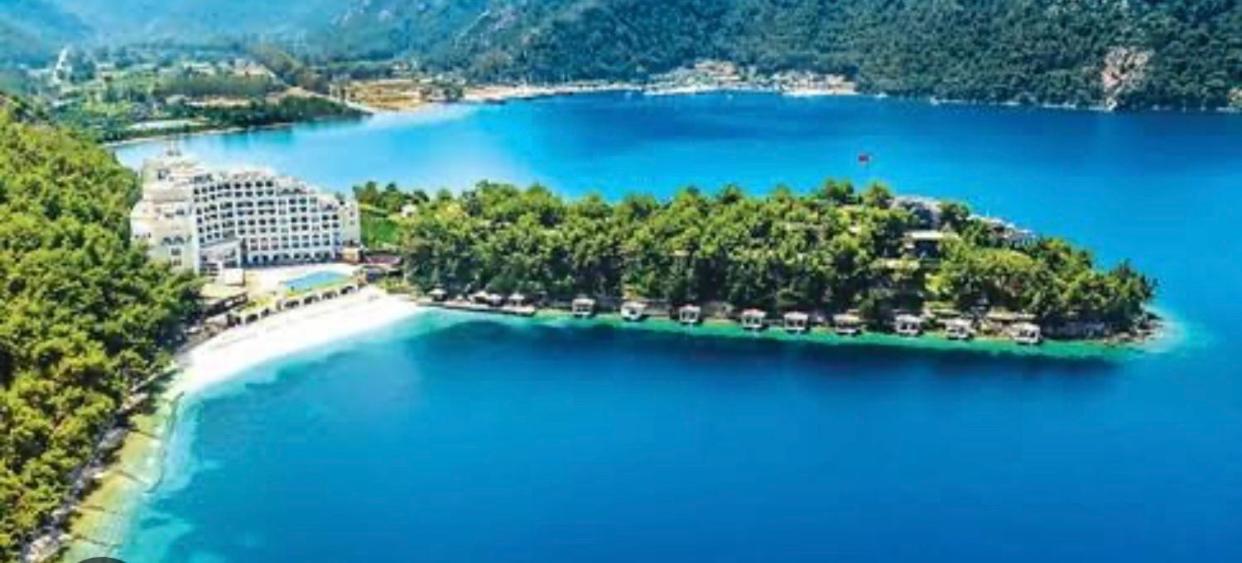 Dadya 4 - Turgut Da Oezel Havuzlu Denize Yakin Lueks Marmaris