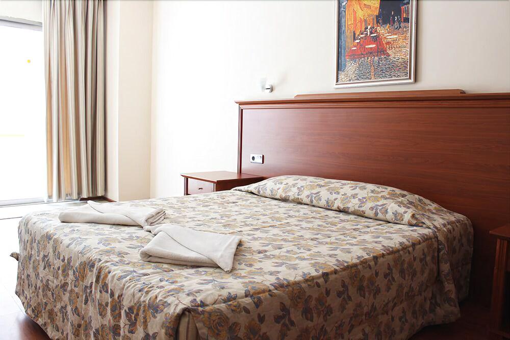 Forum Otel 4*