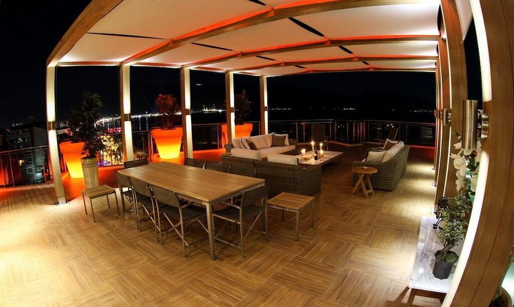 Otel Elegance International 5*