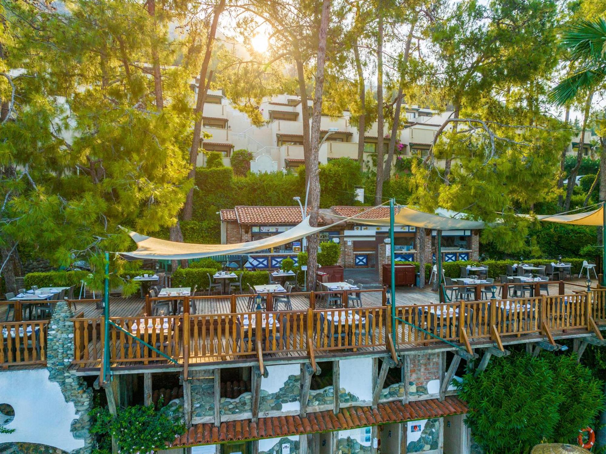 Hotel Labranda Mares