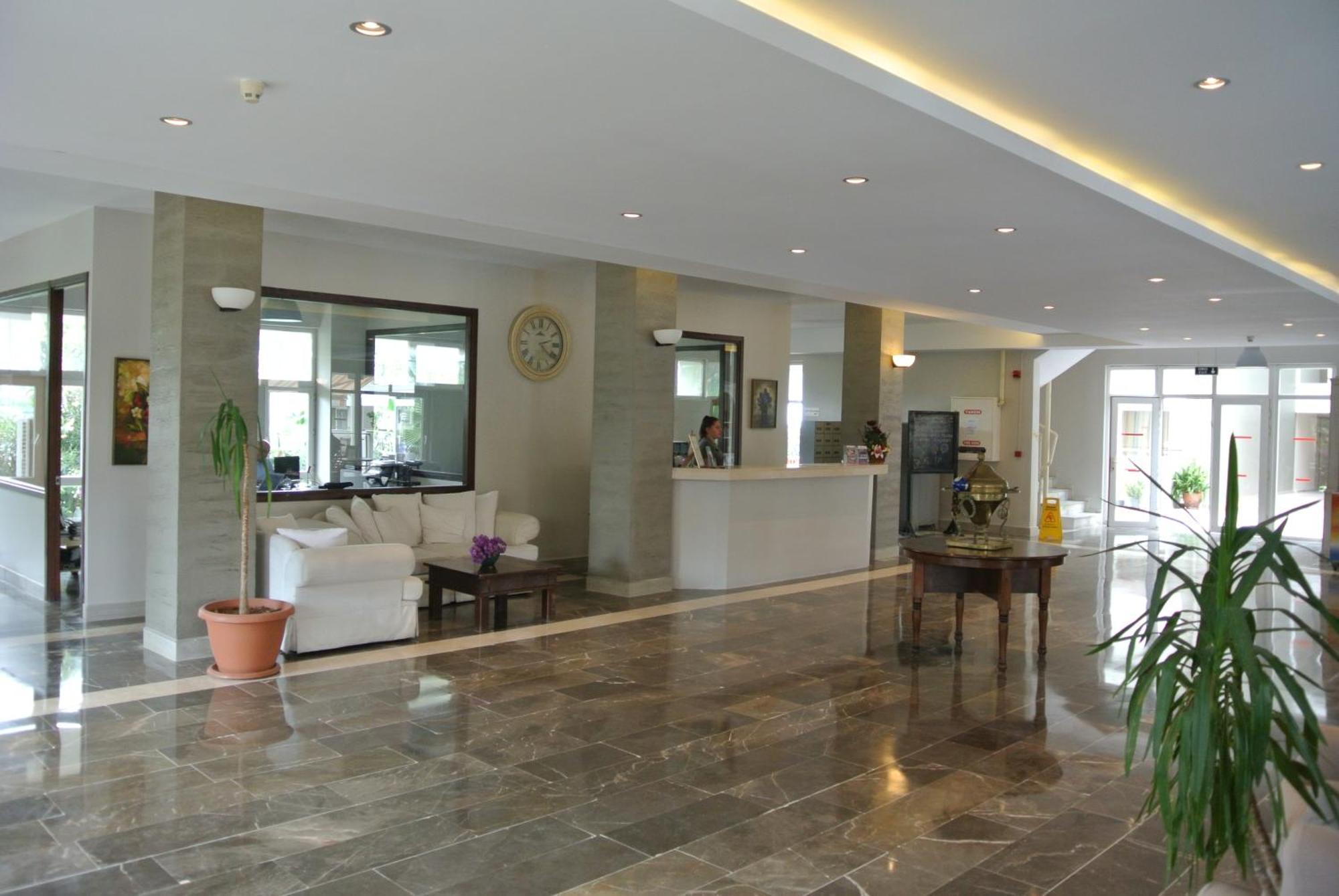 Begonville Hotel