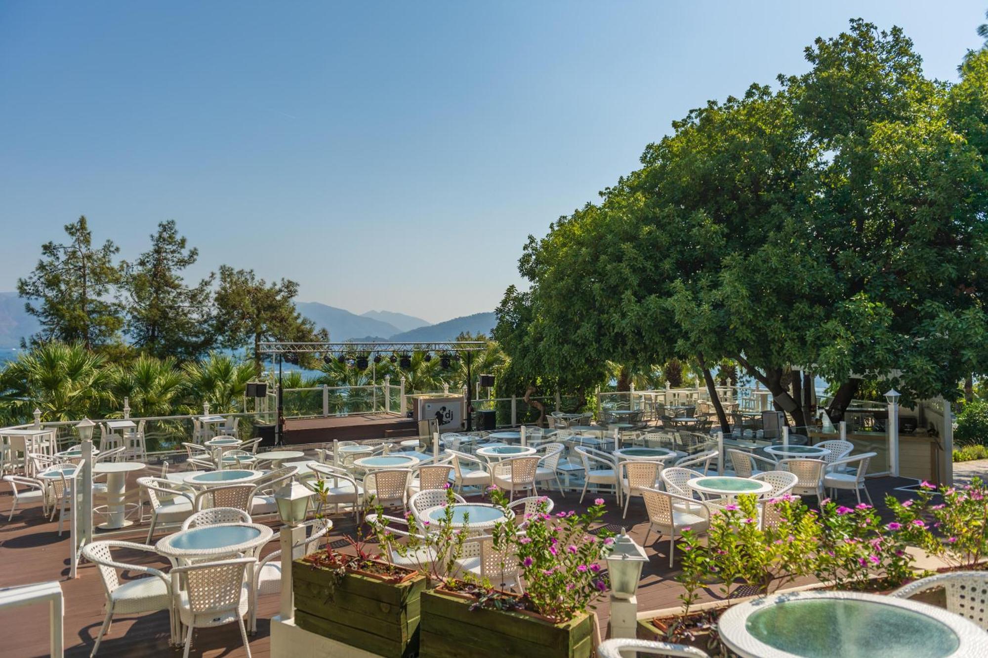 Hotel Labranda Mares