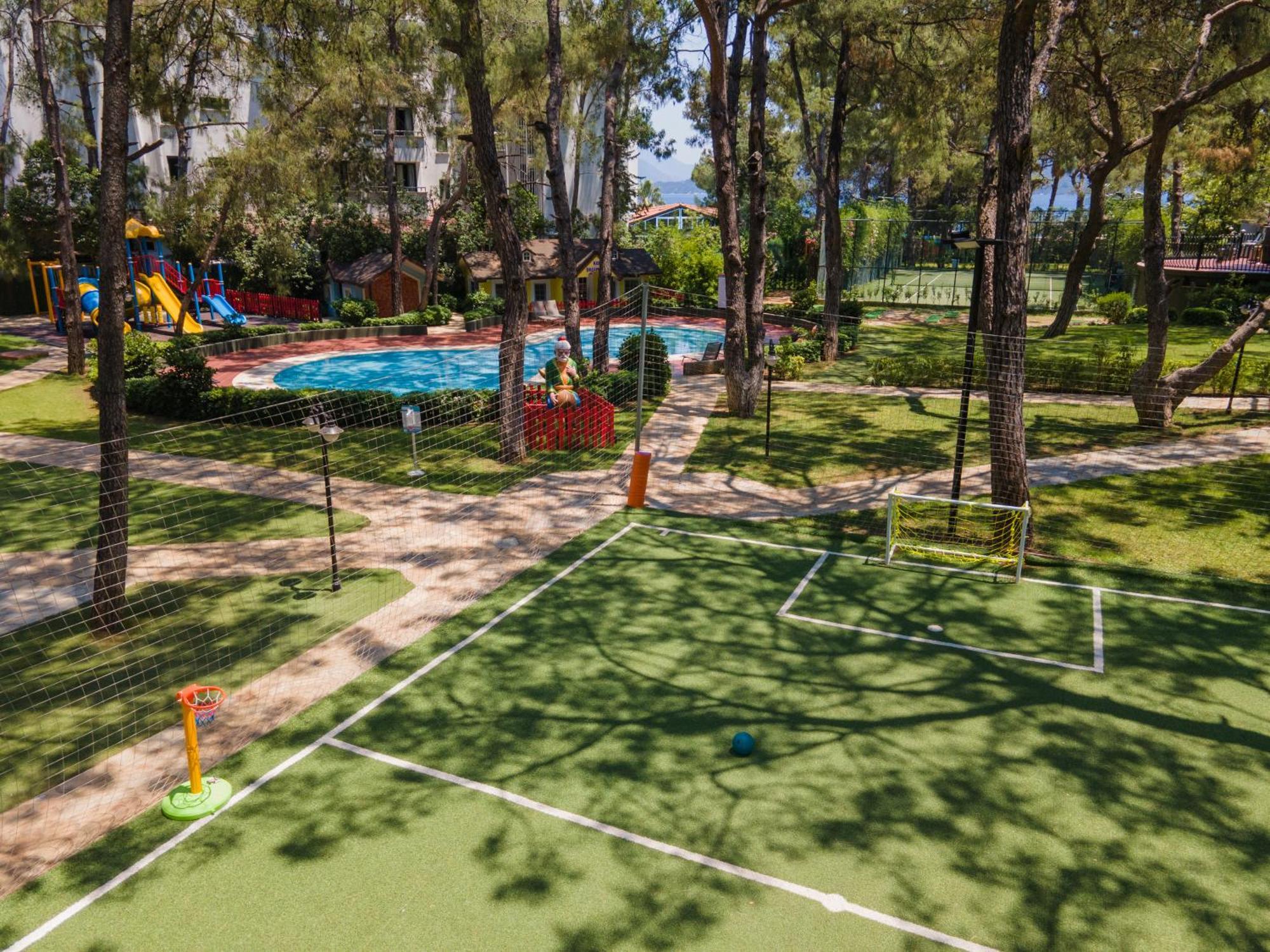 Hotel Grand Yazici Club Turban Termal 4*