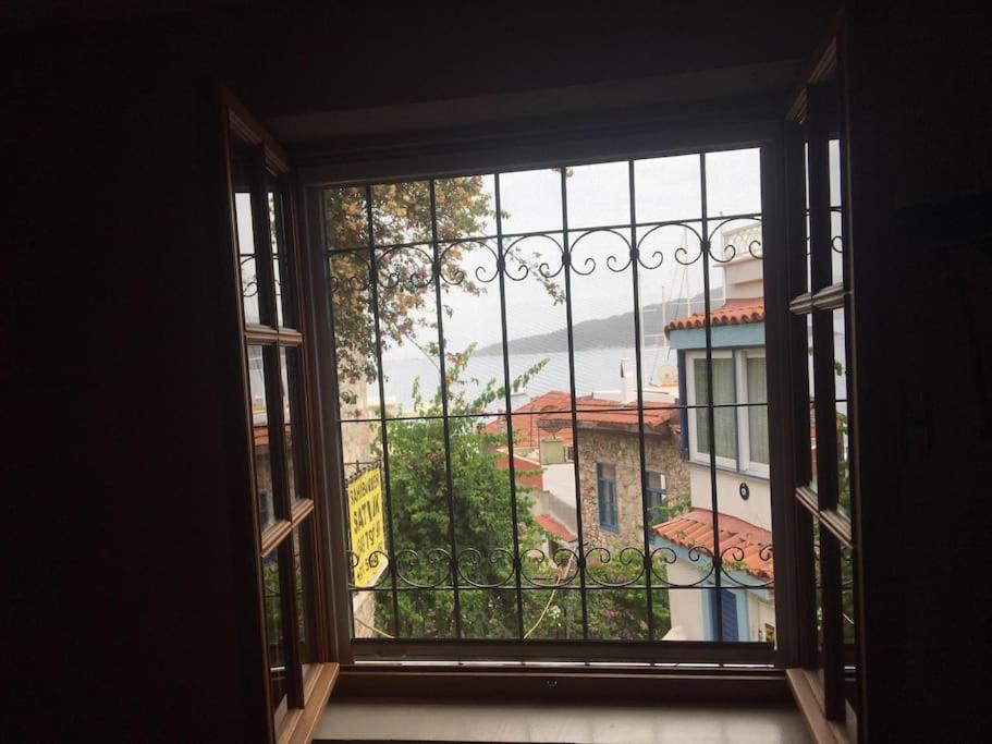 Ferienhaus Castle81homes Yellow-sari , Sea View House *