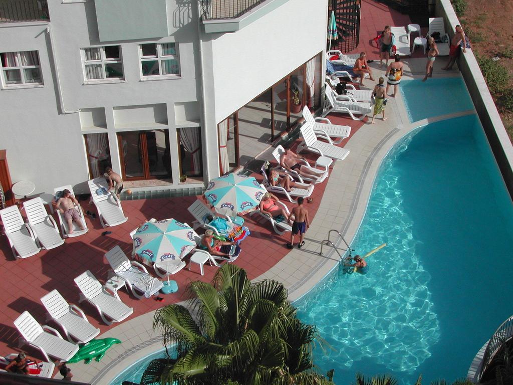 Avos Aparthotel