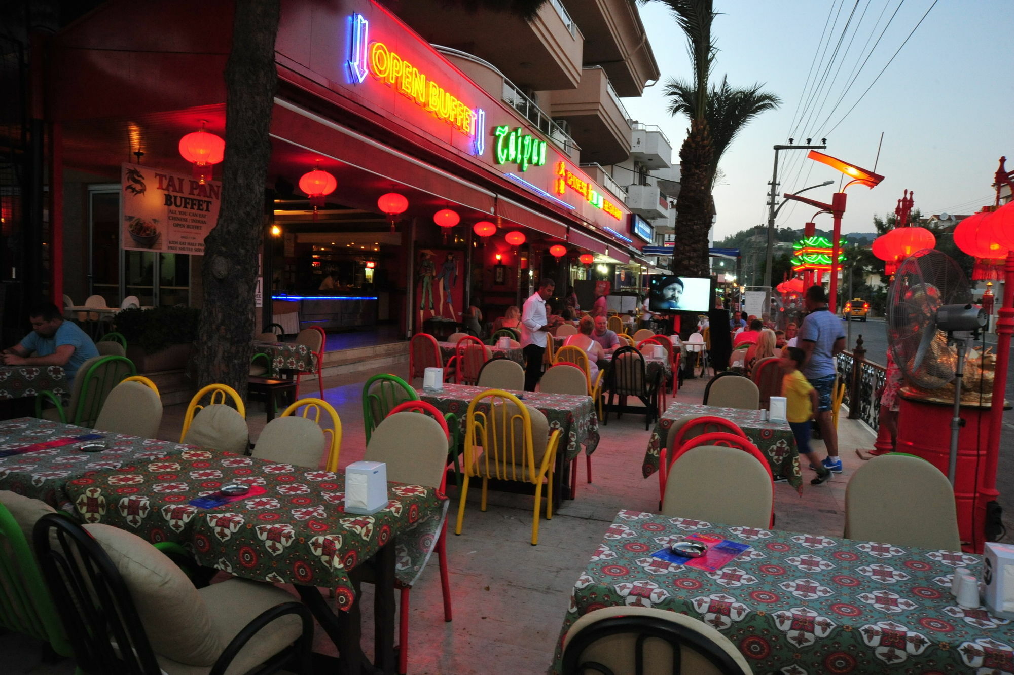 Club Atrium & Hotel 3*