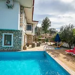 Villa Hideway Soeguet Village Marmaris Daily Weekly Rentals