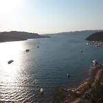 Marimare Beach & Bungalow