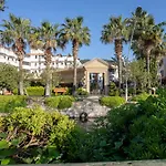 Mitos Apartments