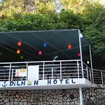 Dilhan Hotel