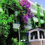 Sun Princess Hotel