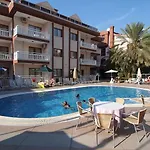 Romance Club Hotel