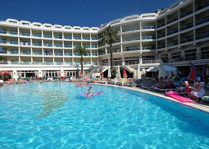 Deluxe Hotel Pinetapark