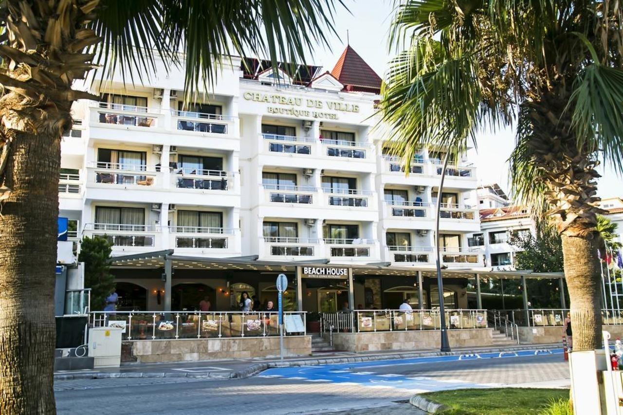 Chateau De Hotel 3*