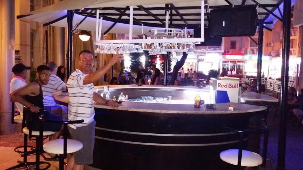 Almena Hotel 3*