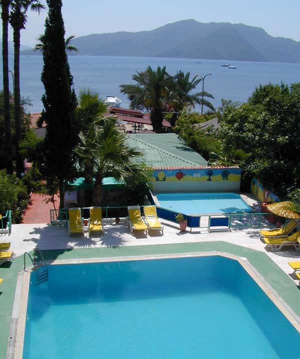 Hotel Amos