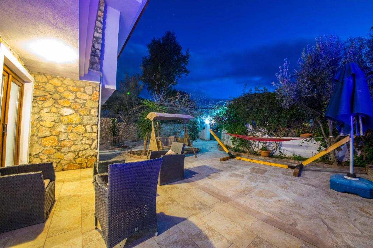 Hideway Soeguet Village Daily Weekly *