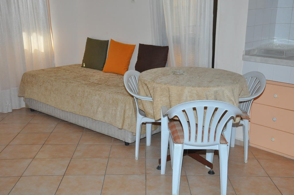Aparthotel Bonjorno *