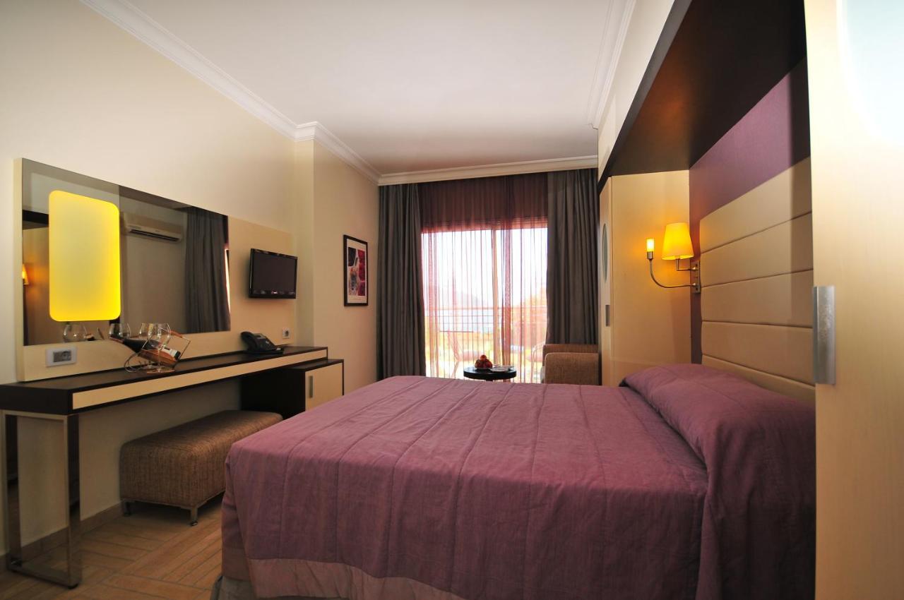 Blue Bay Platinum Hotel