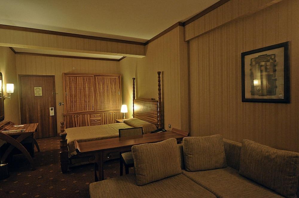 Pineta Park Deluxe 4*