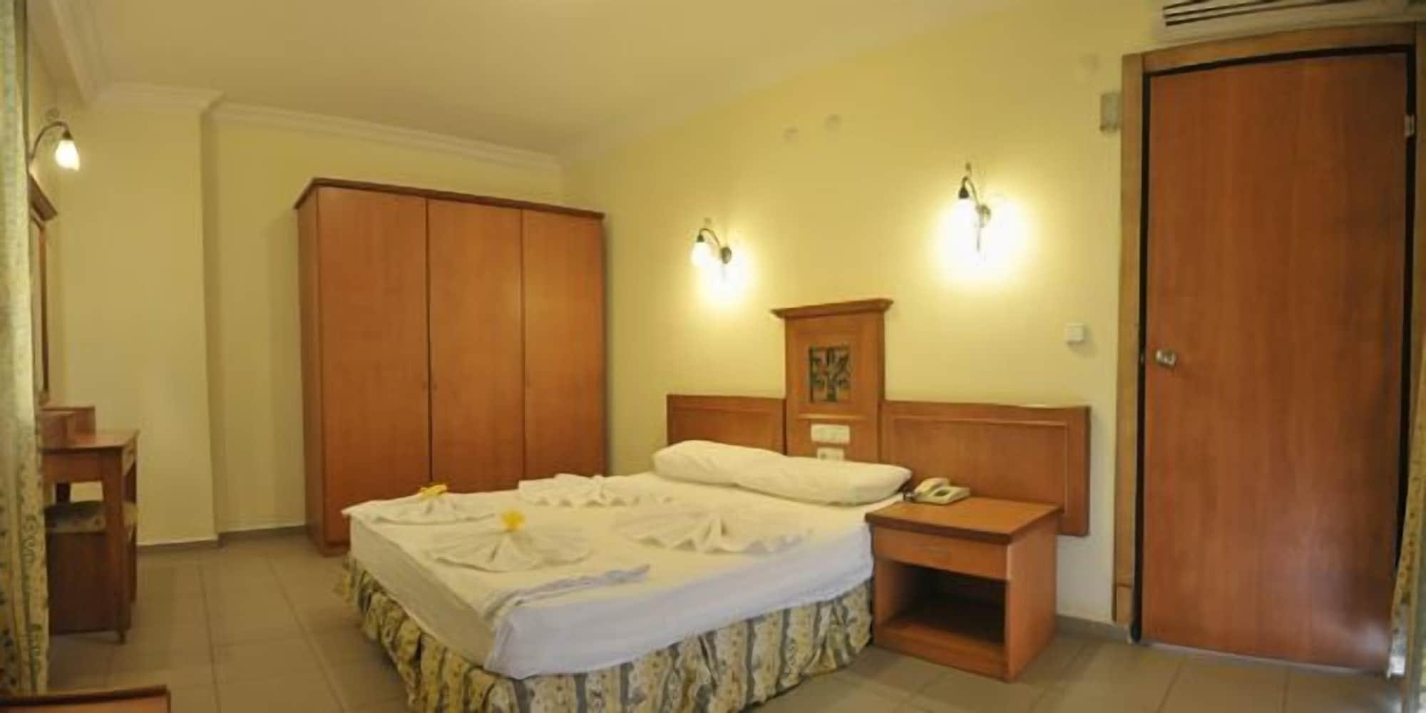 Aegean Princess And Marmaris
