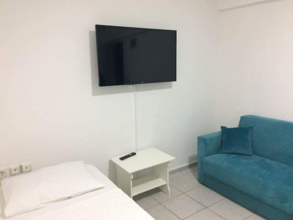 Sen Apartment