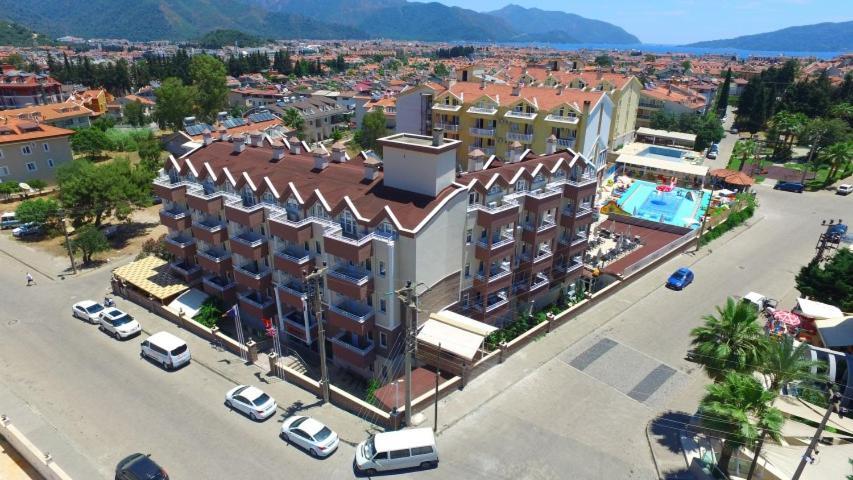 Comet Deluxe Marmaris