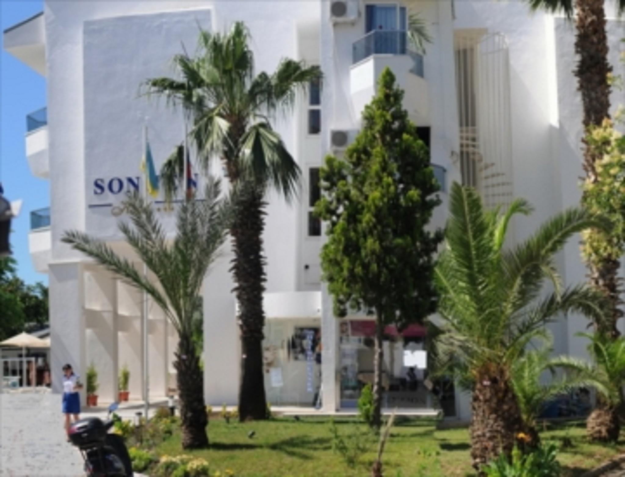 Sonnen Hotel 3*