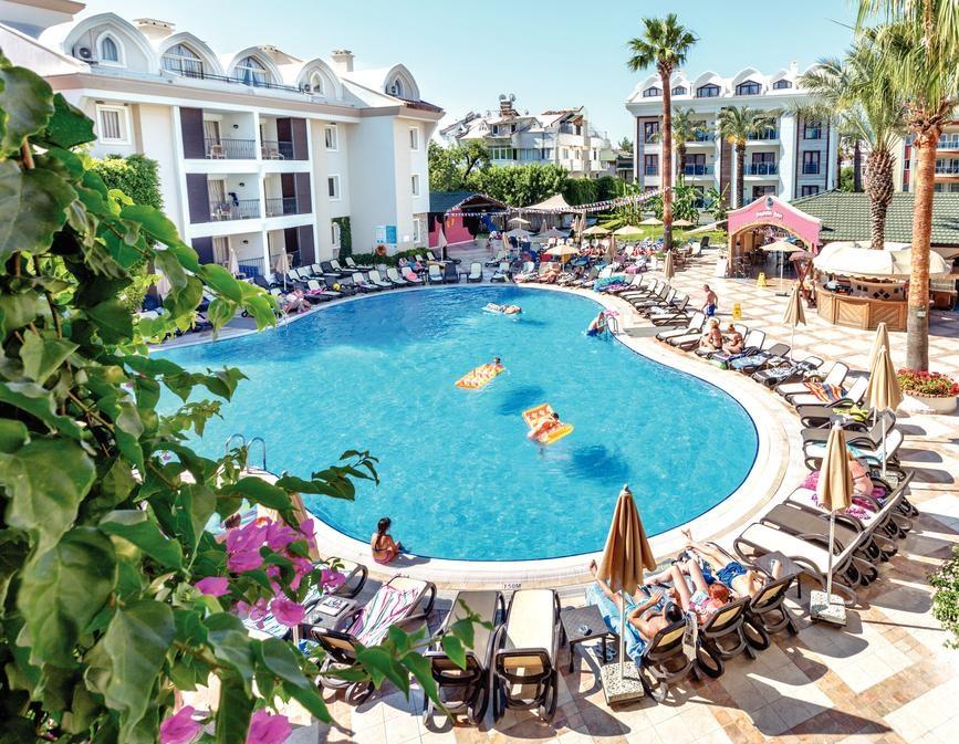 Aparthotel Club Anastasia - Family 3*