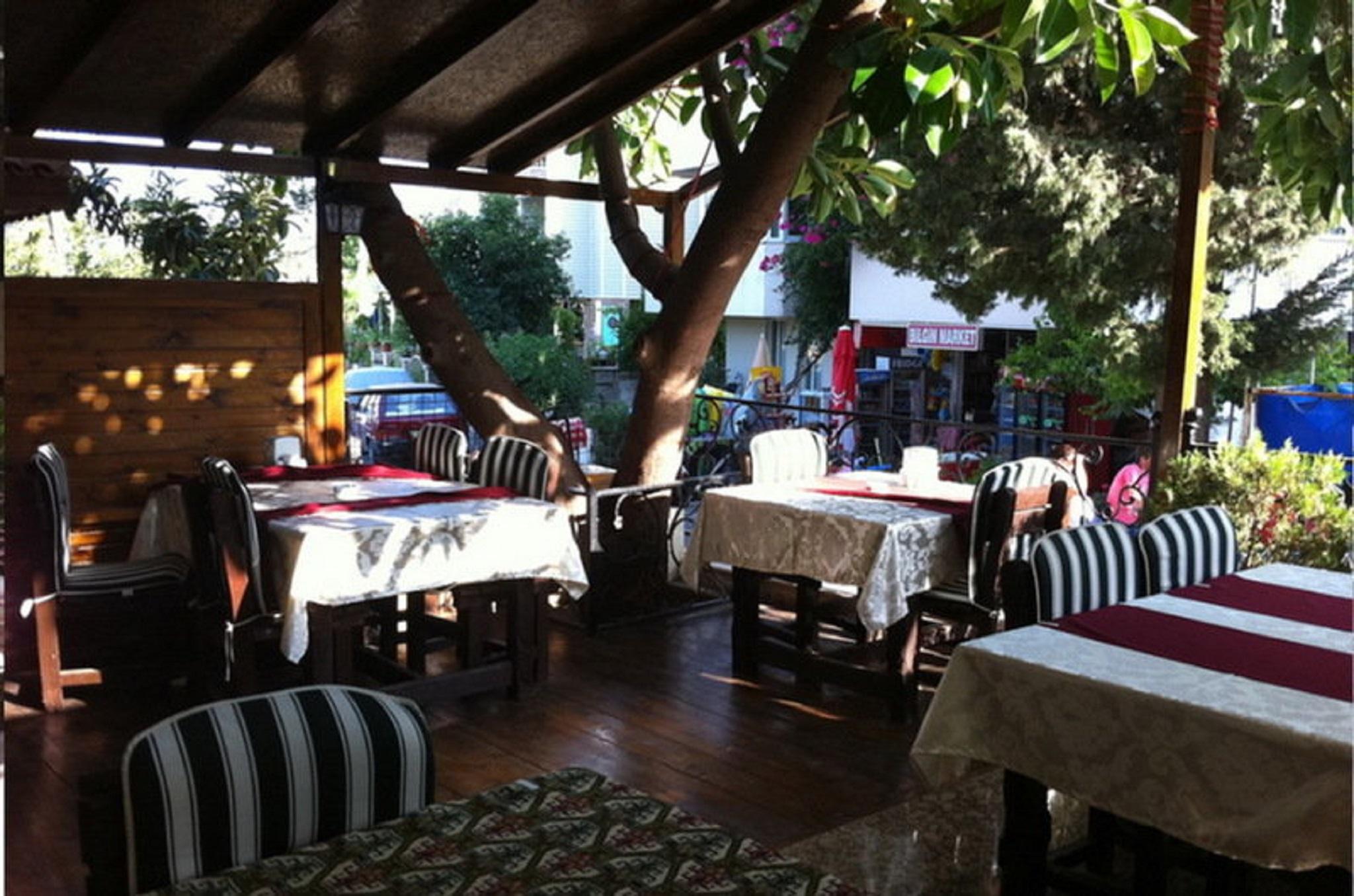 Palm Hotel