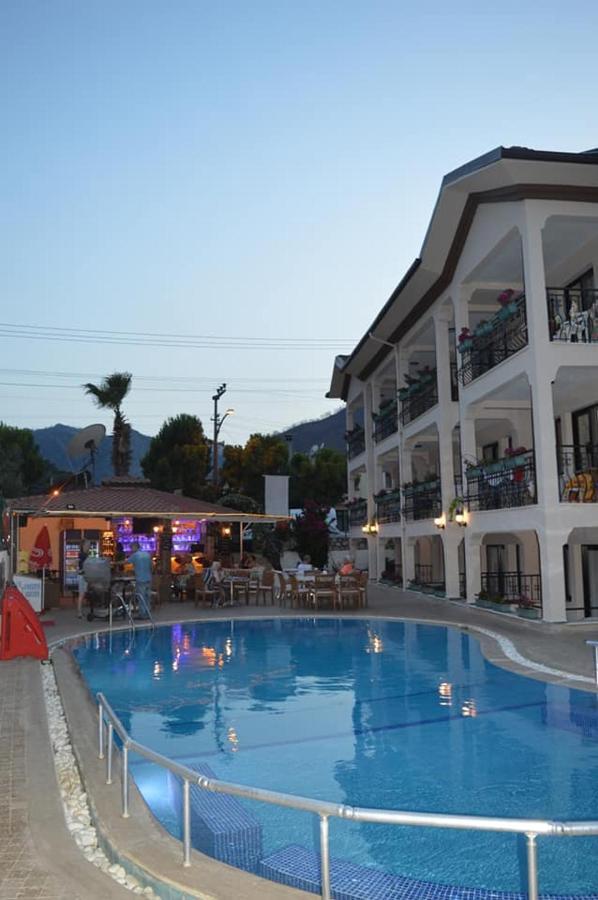 Leons Sun Village Hotel 4*