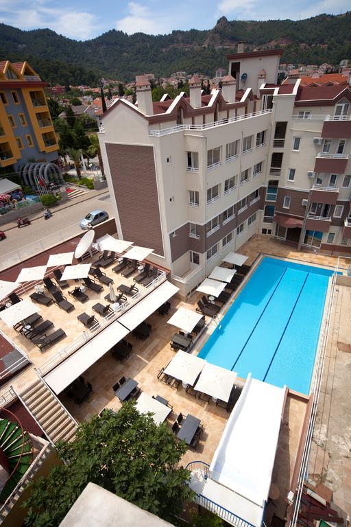 Comet De Luxe 4*