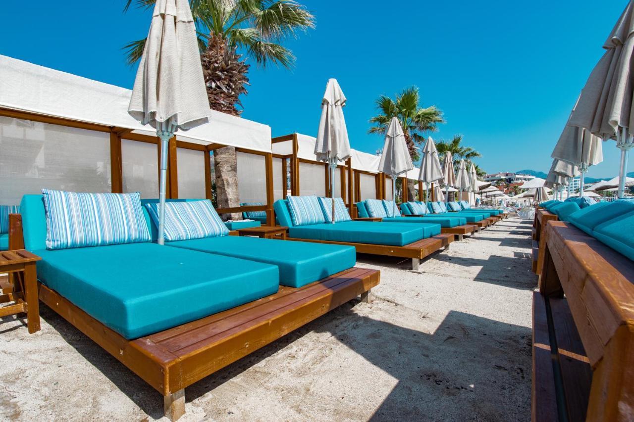 Class Unique Hotel 3*