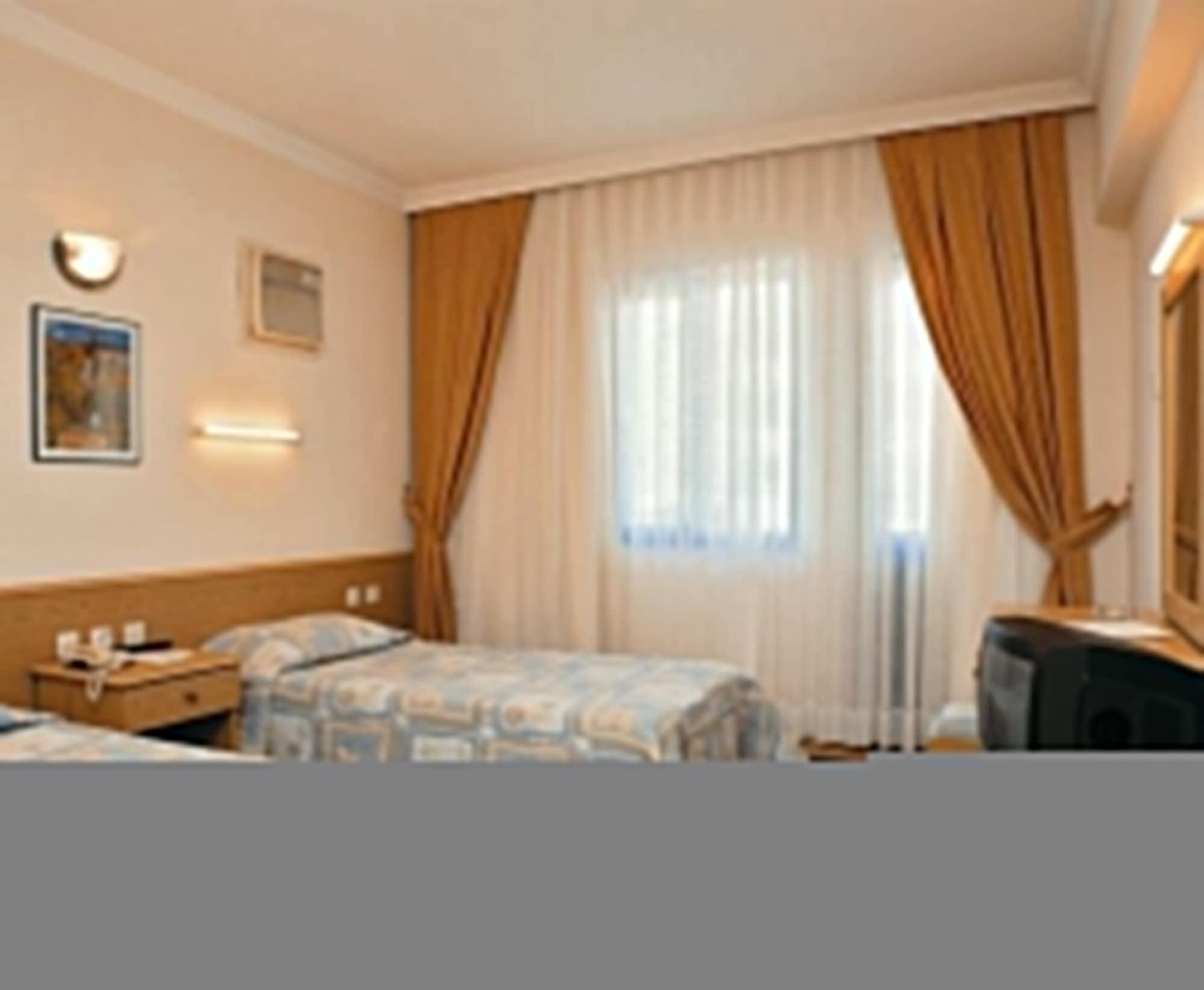 Pineta Club Hotel 4*