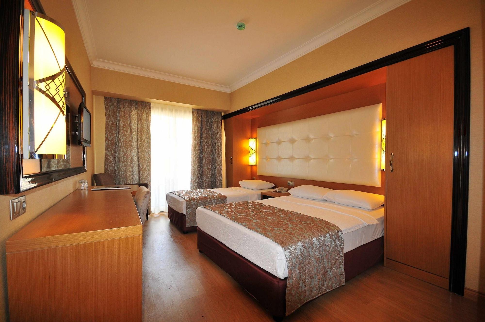 Pasa Otel 4*