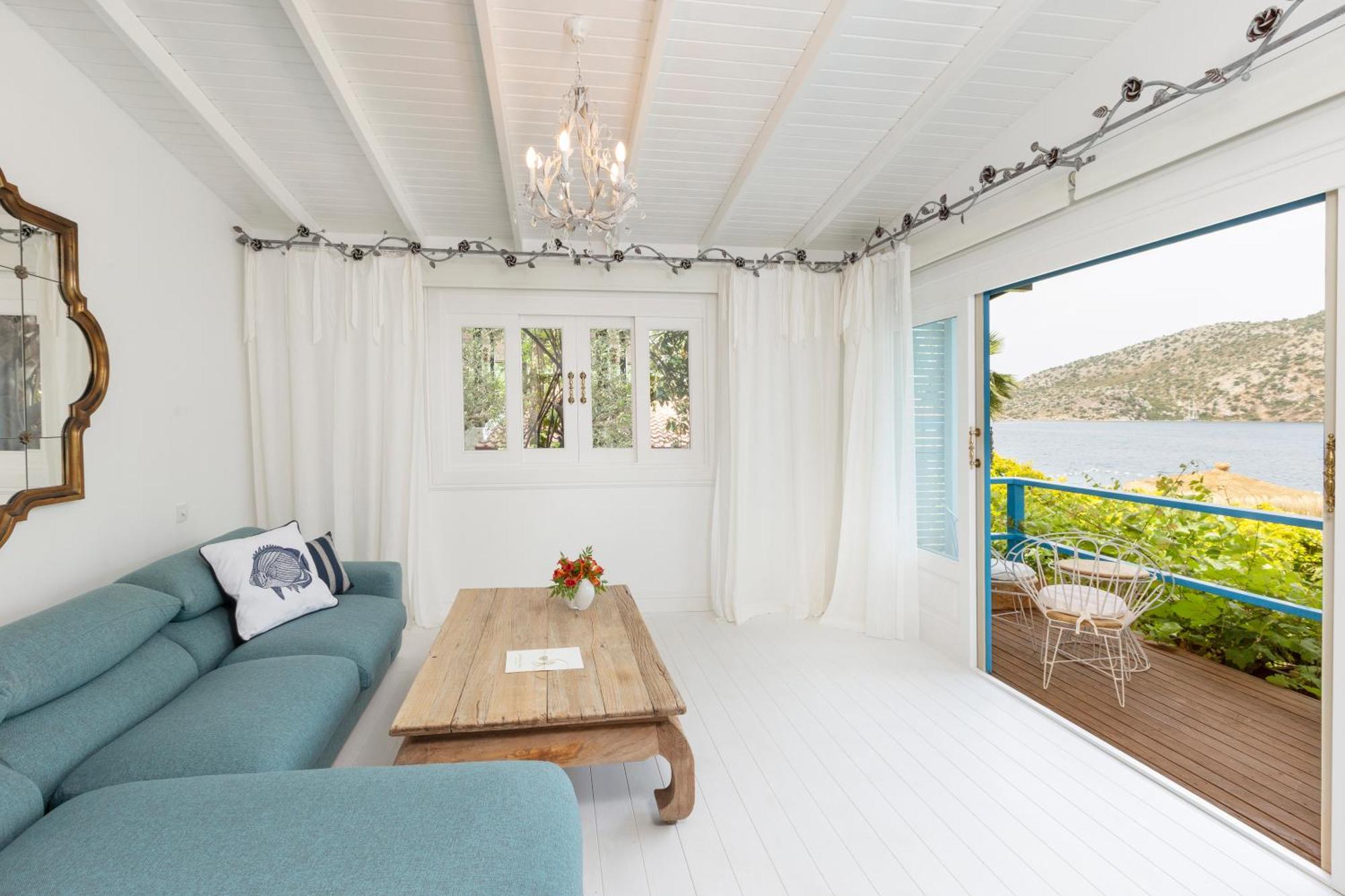 Sabrinas Haus - Adult Only +14