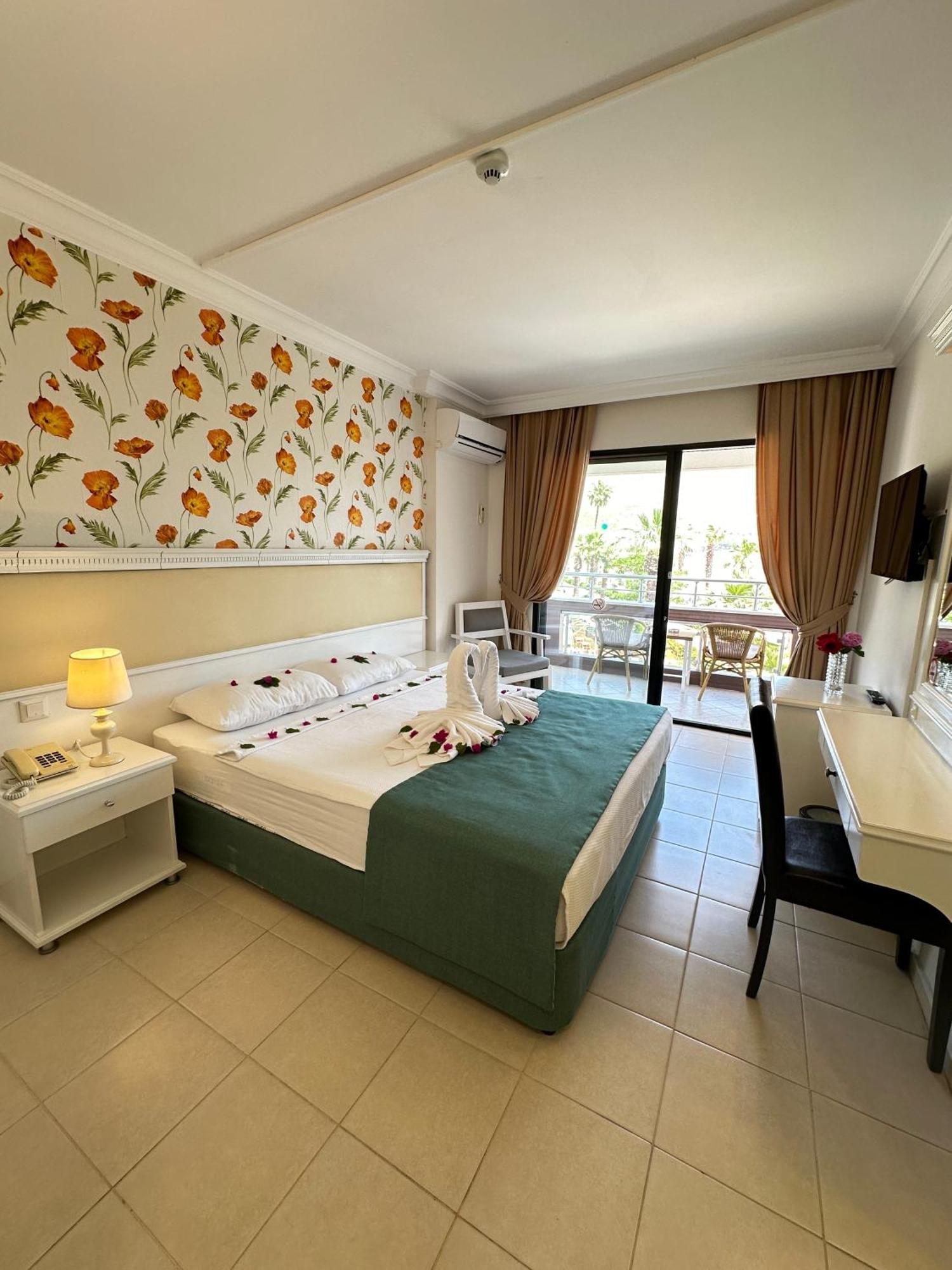 Chateau De 3* Marmaris