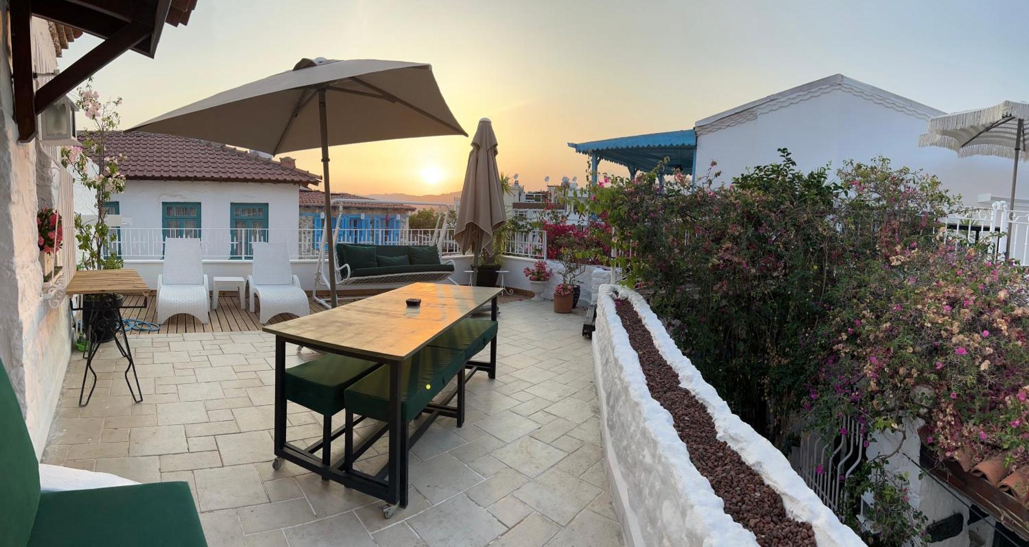 Aparthotel 8