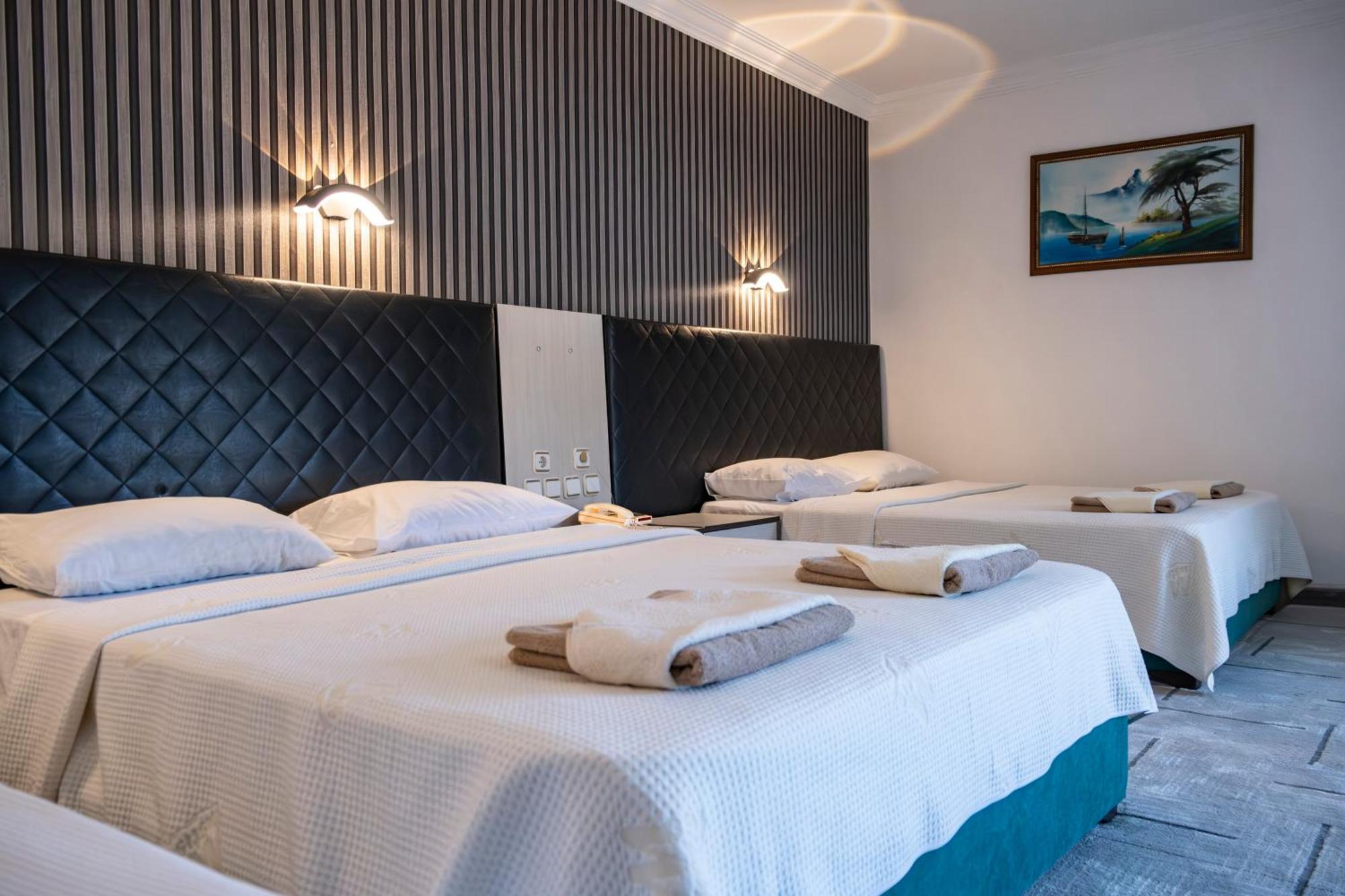 Hotel Mustis Royal Plaza